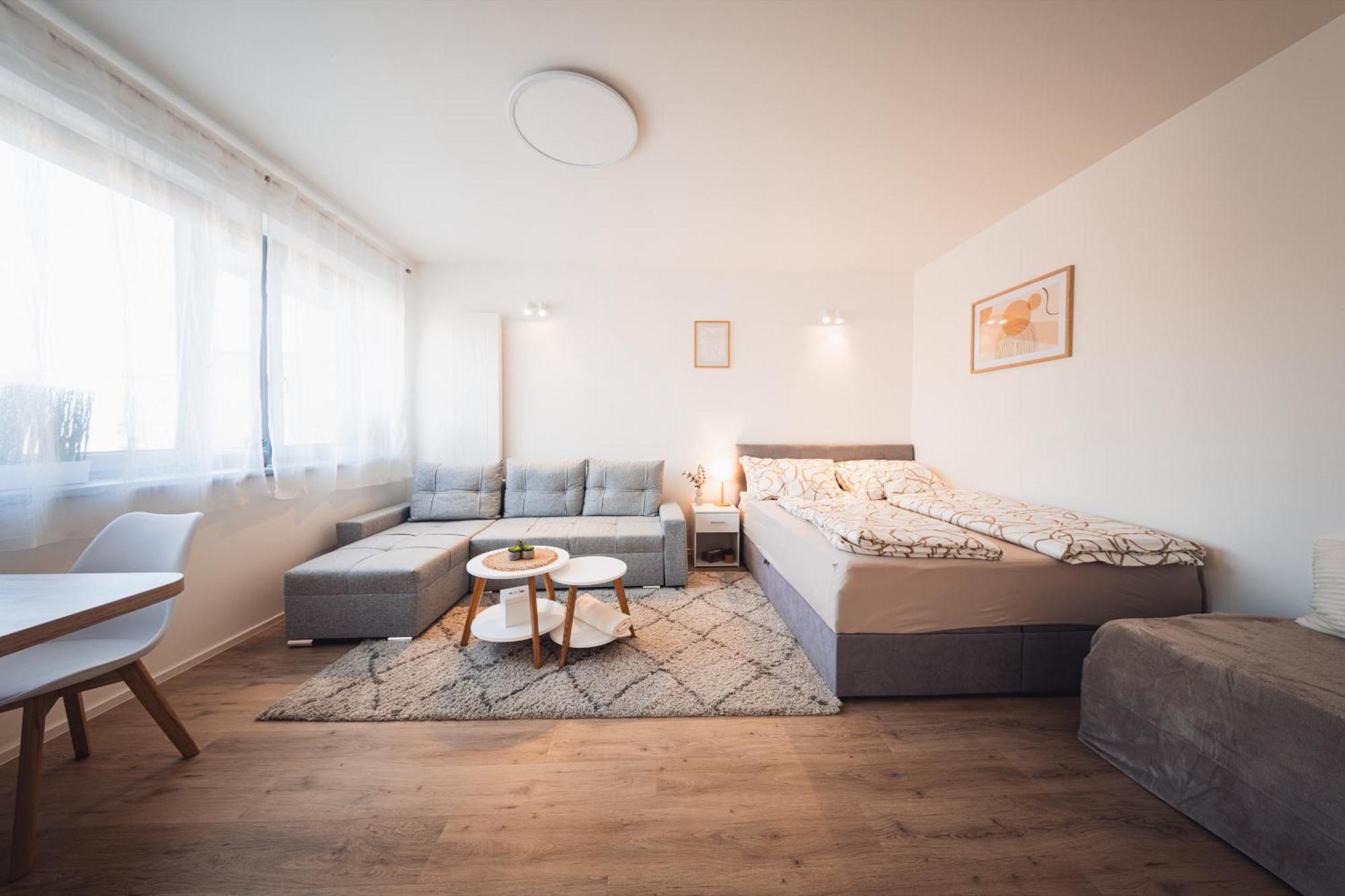 Appartement Rezidence Sadova Zlín Extérieur photo