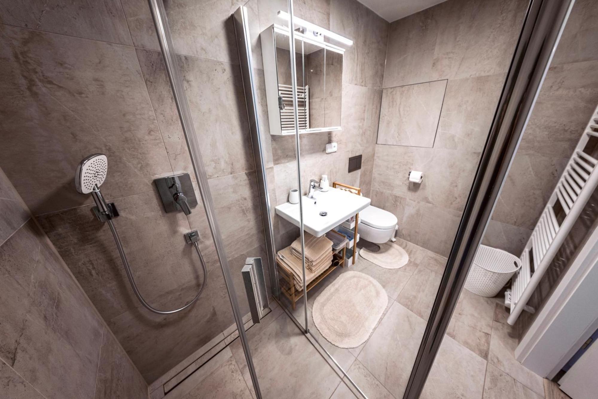 Appartement Rezidence Sadova Zlín Extérieur photo